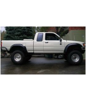 Bushwacker 31020-11 Cut-Out Fender Flares